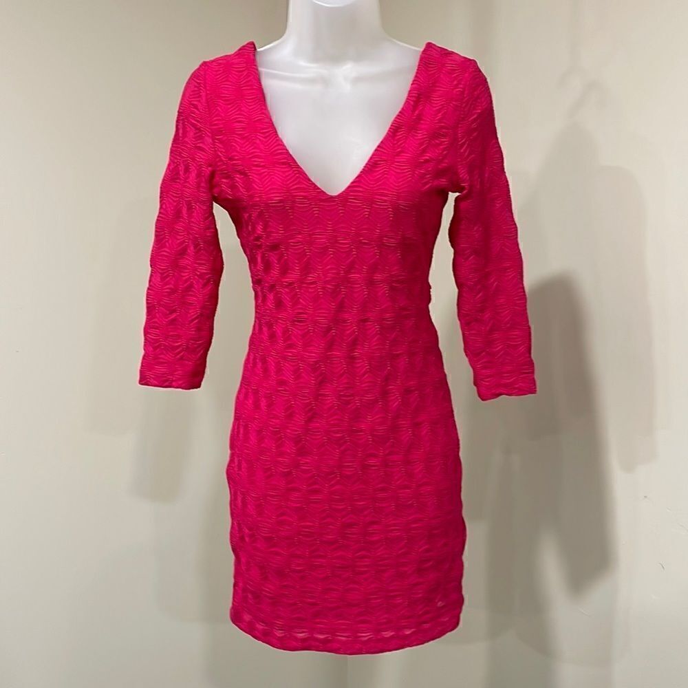 NWOT H&M Pink Form Fitting Dress. Size XS extra small